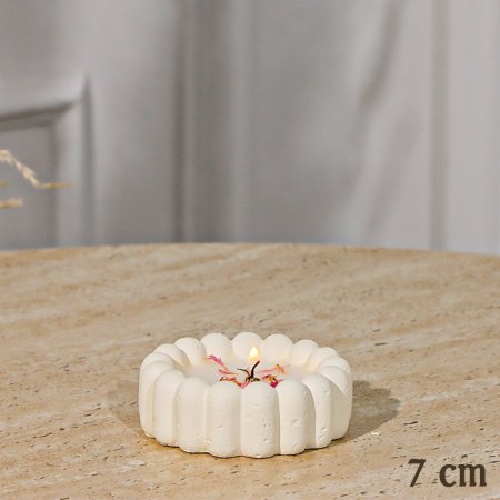 شمعة توزيعات جبص ابيض 7سم مدور محزز شمع بيج EL161/23 =ت.ش1