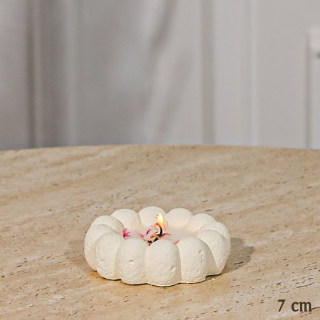 شمعة توزيعات جبص ابيض 7سم مدور بابلز شمع بيج EL161/22 =ت.ش1