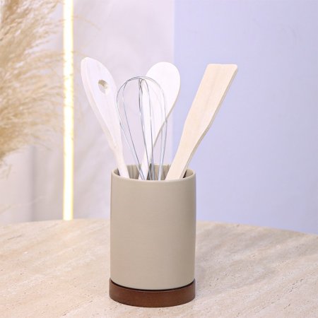 طقم /4 مغارق + ستاند بورسلان بيج ماط قاعدة خشب YM24819 ++ع1