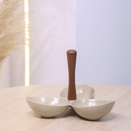 صحن بورسلان بيج ماط مقسم /3 مع يد خشب YM70053S ++ع1