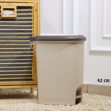 سطل دعسة مستطيل 42سم بلاستك بيج وبني غطا كبسة EL104/30 =رم5