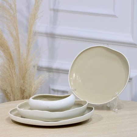 طقم صحون بورسلان /24 ابيض معلوج وجه بستاشيوJEC8207S27 ++