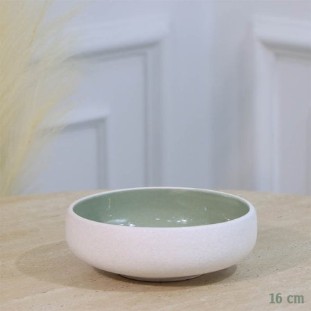 سلطية بورسلان 16سم ابيض محجر وجه بستاشيو A35/15 =ع1