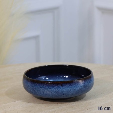 سلطية بورسلان 16سم اسود وجه دوائر كحلي A35/25 =ع1