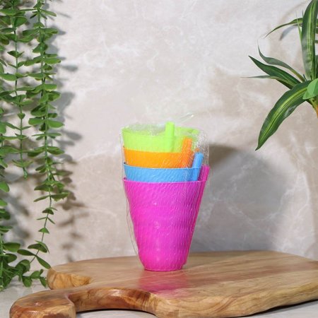 كاسة اطفال /4 مصاصة بلاستك ملون كيس شبك A213/16 =ع4