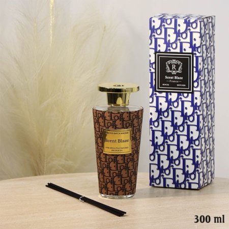 معطر جو سائل 300مل مع عيدان علبة زجاج DIOR اسطواني A67/2 =ع5