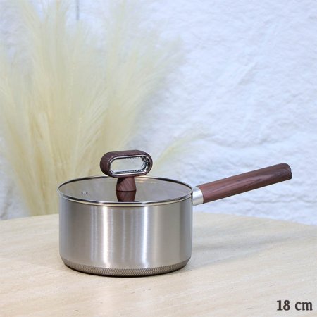 كسرولة ستانلس 18سم وجه تيتانيوم غطا زجاج عسلي يد طويل خشبي A73/6 =ع3