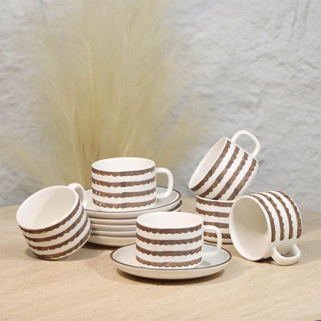 طقم فناجين شاي6/6 بورسلان ابيض محزز اقواس بني A48/31 =ع4