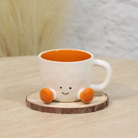 ماغ بورسلان ابيض لميع وجه مبتسم بارجل ع.كرتون A221/11 =ع4