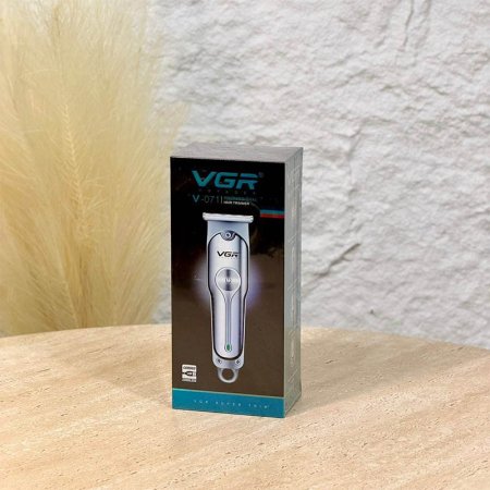 ماكنة حلاقة ذقن VGR الاصلية شاشة رقمية 1200ملي امبير فضي V-071 شحن =WW