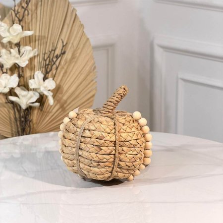 تحفة قش شكل يقطينة مجدول مع خرز  حجم كبير  A33/29 =و1