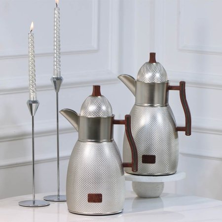 طقم /2 تيرموس قهوة + شاي بلاستك 1لتر فضي بقلاوة يد خشبي 450427 لالوزا ++ع5