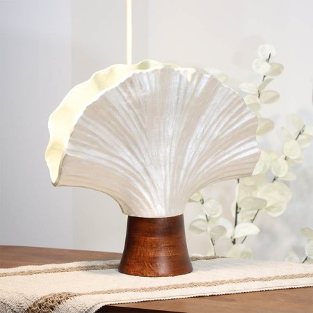 فازة تنك ابيض 32سم ورقه محار محزز 89948M قاعدة خشب بني W هندي %ه14