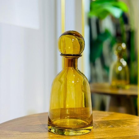فازة بيضاوي زجاج عسلي 32سم K200/5 غطا طابة =VGR3