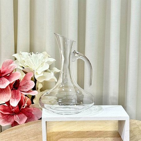 كوز زجاج سادة عنق 14سم رفيع بيد GF69/43 =ب15