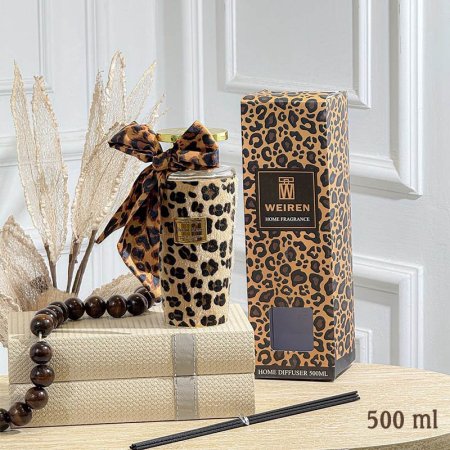 قنينة معطر سائل زجاج 500مل قماش نمر مع عيدان وسكارف GF150/11 =ب21