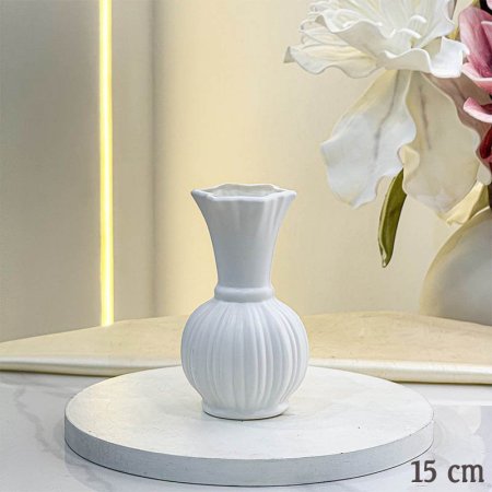 فازة بلاستيك ابيض 15سم بعنق GF176/1 =ب19