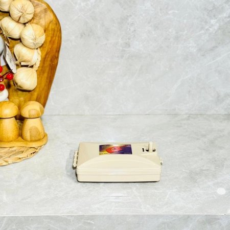 لمامة سجاد 2عين بيد بلاستك ملون K169/2 =ك2