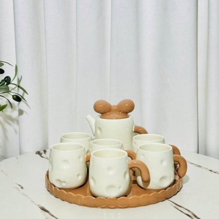 طقم /8 بكرج +ماغ/6 بورسلان بيج يد نصف قوس بني مع صينية مدور K36/3 =ك4