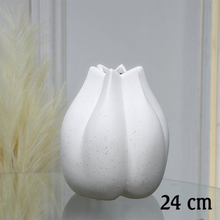 فازة جبص بيج 24سم شكل نجمة مدور عنق رفيع EL18/9 =ط56