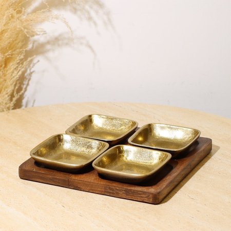 طقم/5 صينية مربع خشب + 4 صحون مكسرات 8239143 نحاس هندي %ه10