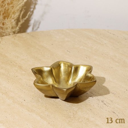 صحن مكسرات نجمة 13سم 8239200 وجه مشرف نحاس هندي %ه10